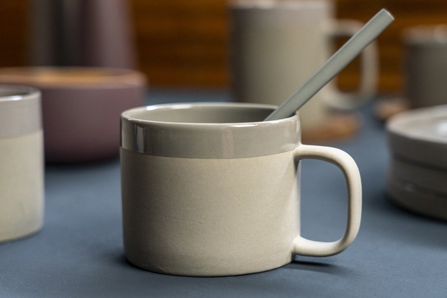 Tasse Cyl en céramique gris mat