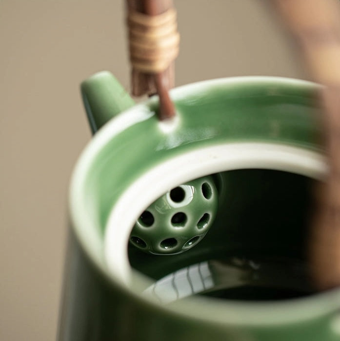 Théière artisanale en céramique verte 200ml